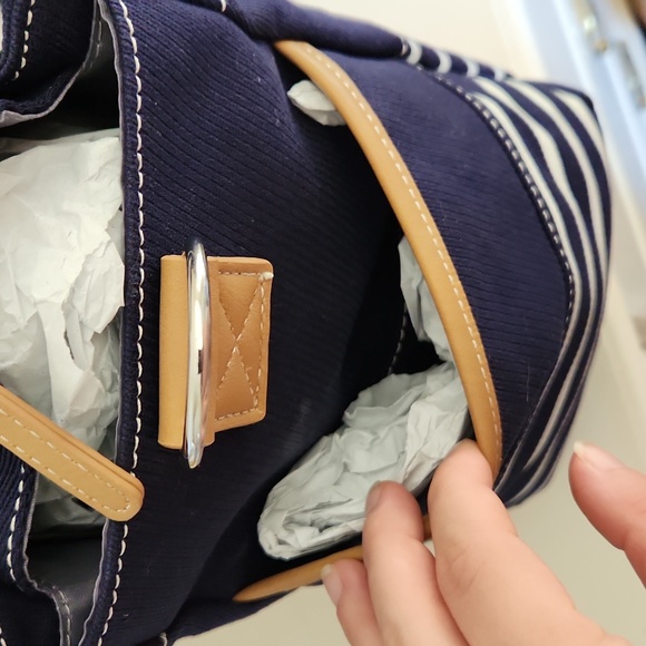 NWT Pottery Barn Kids Classic Navy Striped Diaper bag - Picture 4 of 7